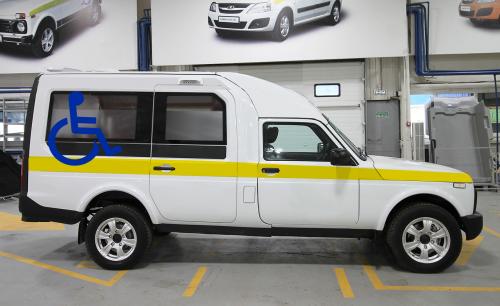 Автомобиль для перевозки инвалидов Kub на базе "Lada Niva"